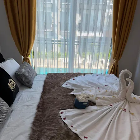 Okurcalar 126 M Havuzlu Bir Yatak Odali Apartman