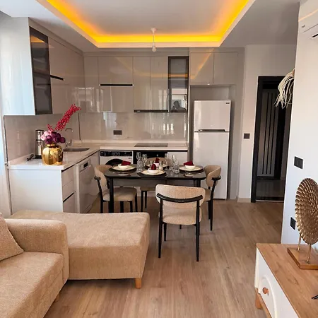 Okurcalar 126 M Havuzlu Bir Yatak Odali Alanya